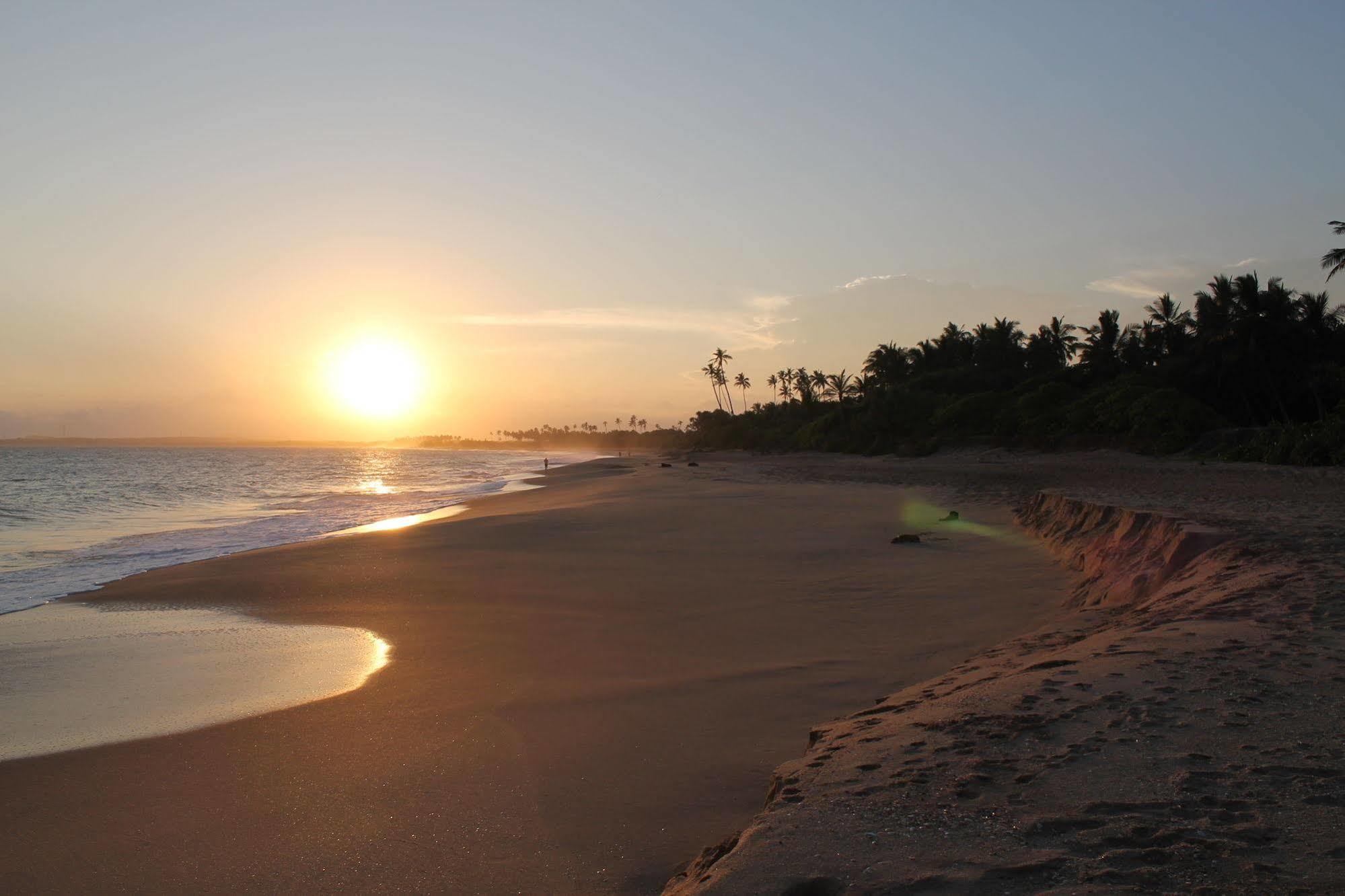 Chillenjoy Cabanas & Restaurant Tangalle Exterior photo